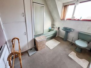 Bathroom- click for photo gallery